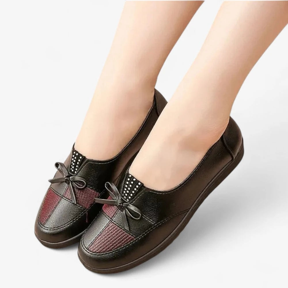 AtelierMocassin Mocassin Femme en Cuir Noir avec Nœud Décoratif