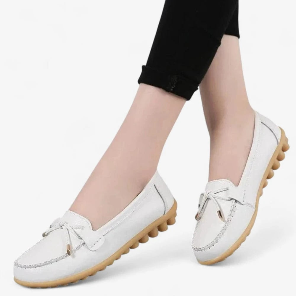 AtelierMocassin Mocassins Femme en Cuir Blanc avec Nœud Esthétique