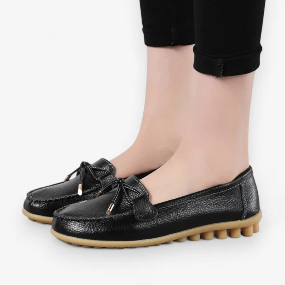 AtelierMocassin Mocassins Femme en Cuir Noir avec Nœud Esthétique