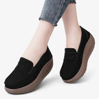 AtelierMocassin Mocassins Compensés Femme Noir en Daim