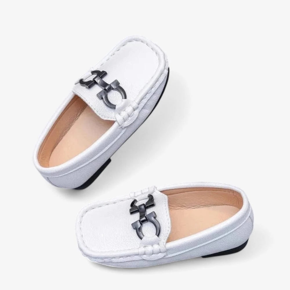 AtelierMocassin Mocassins Enfant en Cuir Blanc à Mors Métallique