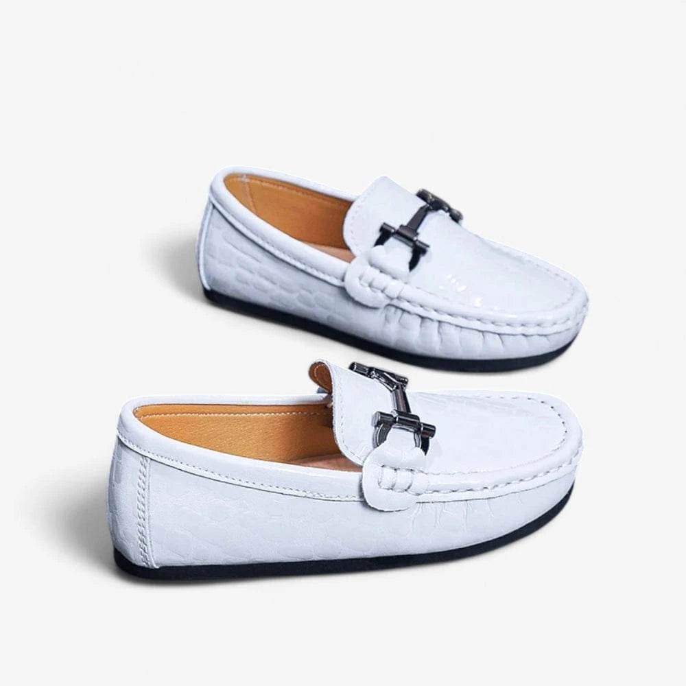 AtelierMocassin Mocassins Enfant en Cuir Blanc à Mors Métallique