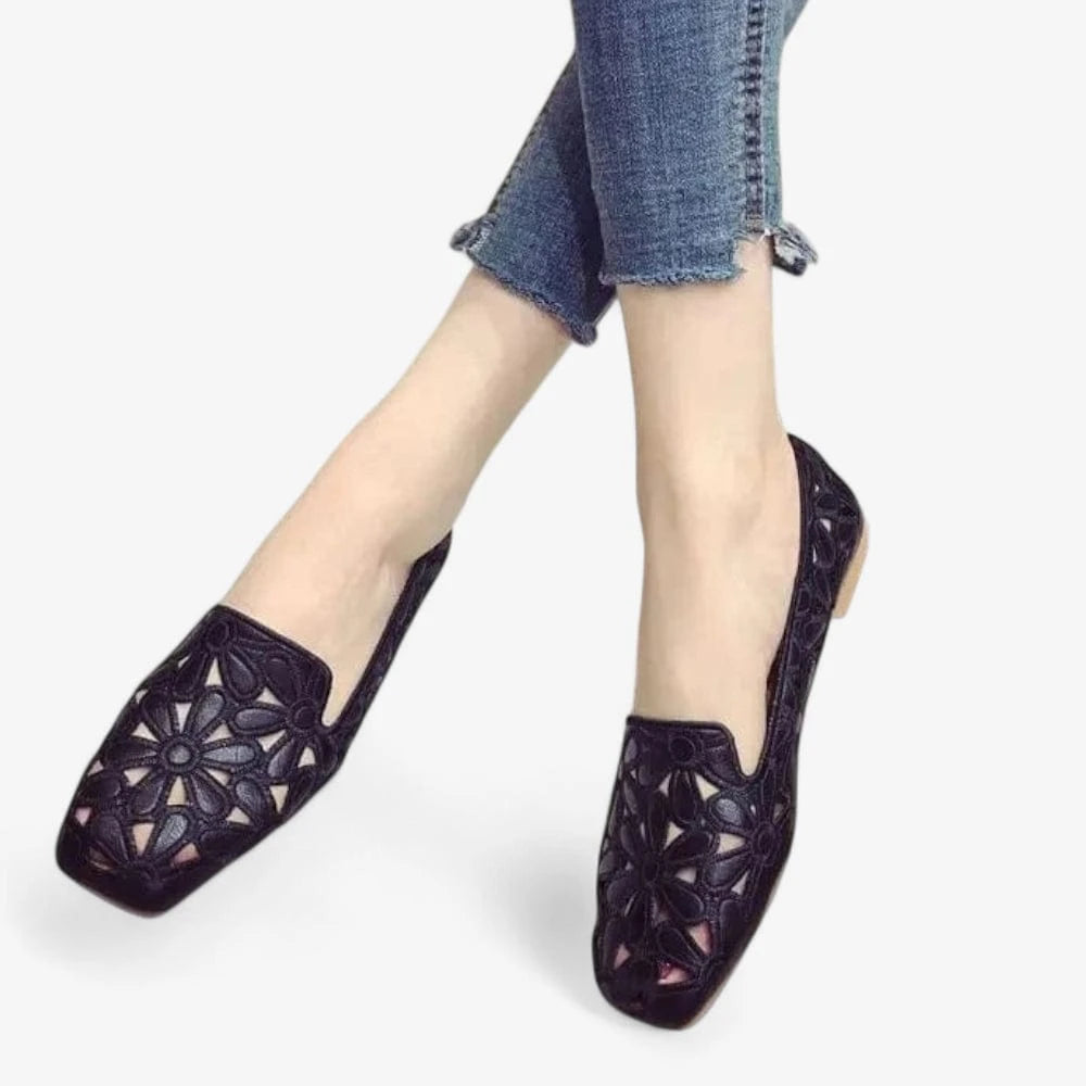 AtelierMocassin Mocassins Femme Ajourés Noirs à Motif Floral
