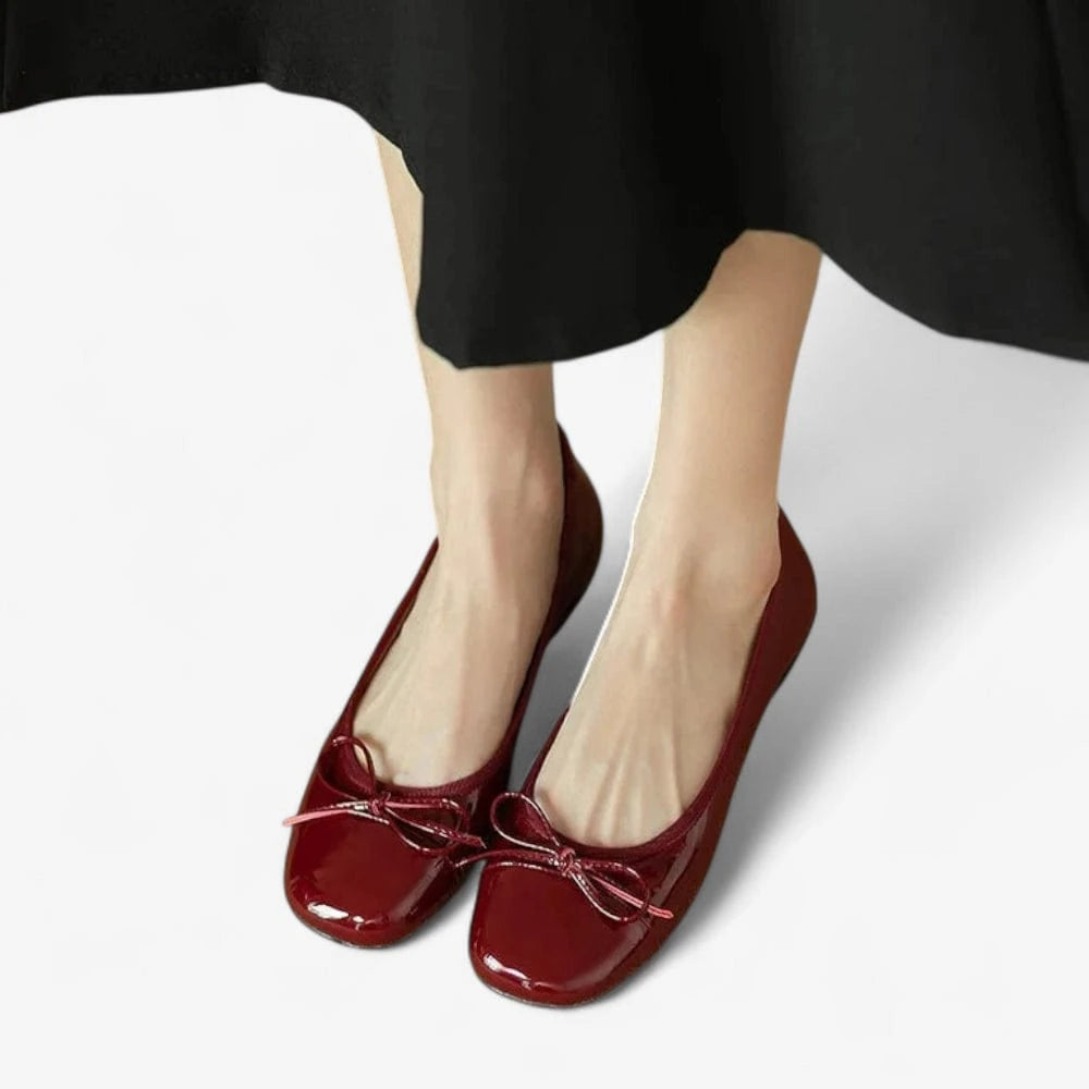 AtelierMocassin Mocassins Femme Bordeaux Vernis à Nœud Papillon