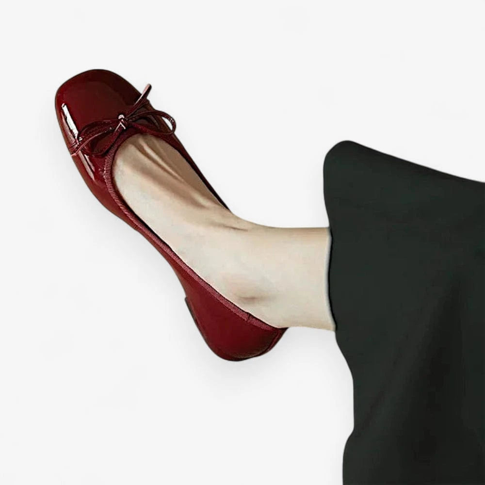 AtelierMocassin Mocassins Femme Bordeaux Vernis à Nœud Papillon