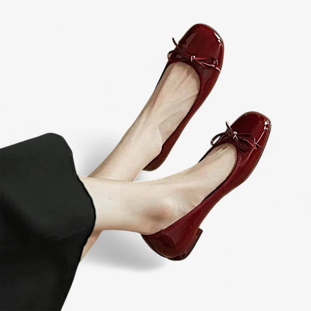 AtelierMocassin Mocassins Femme Bordeaux Vernis à Nœud Papillon