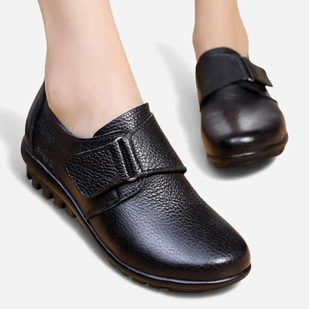 AtelierMocassin Mocassins Femme en Cuir de Vachette Noir à Scratch