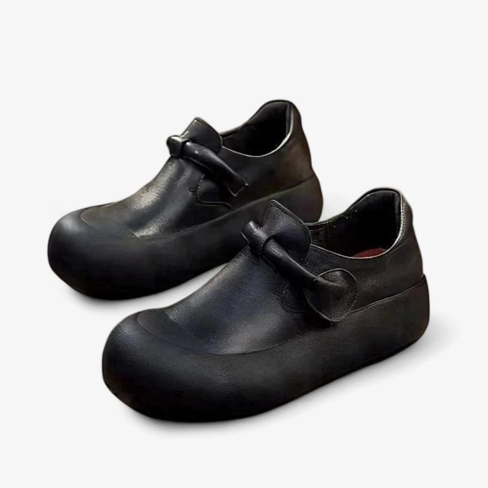 AtelierMocassin Mocassins Femme Noir en Cuir à Semelle Épaisse – Style et minimalisme