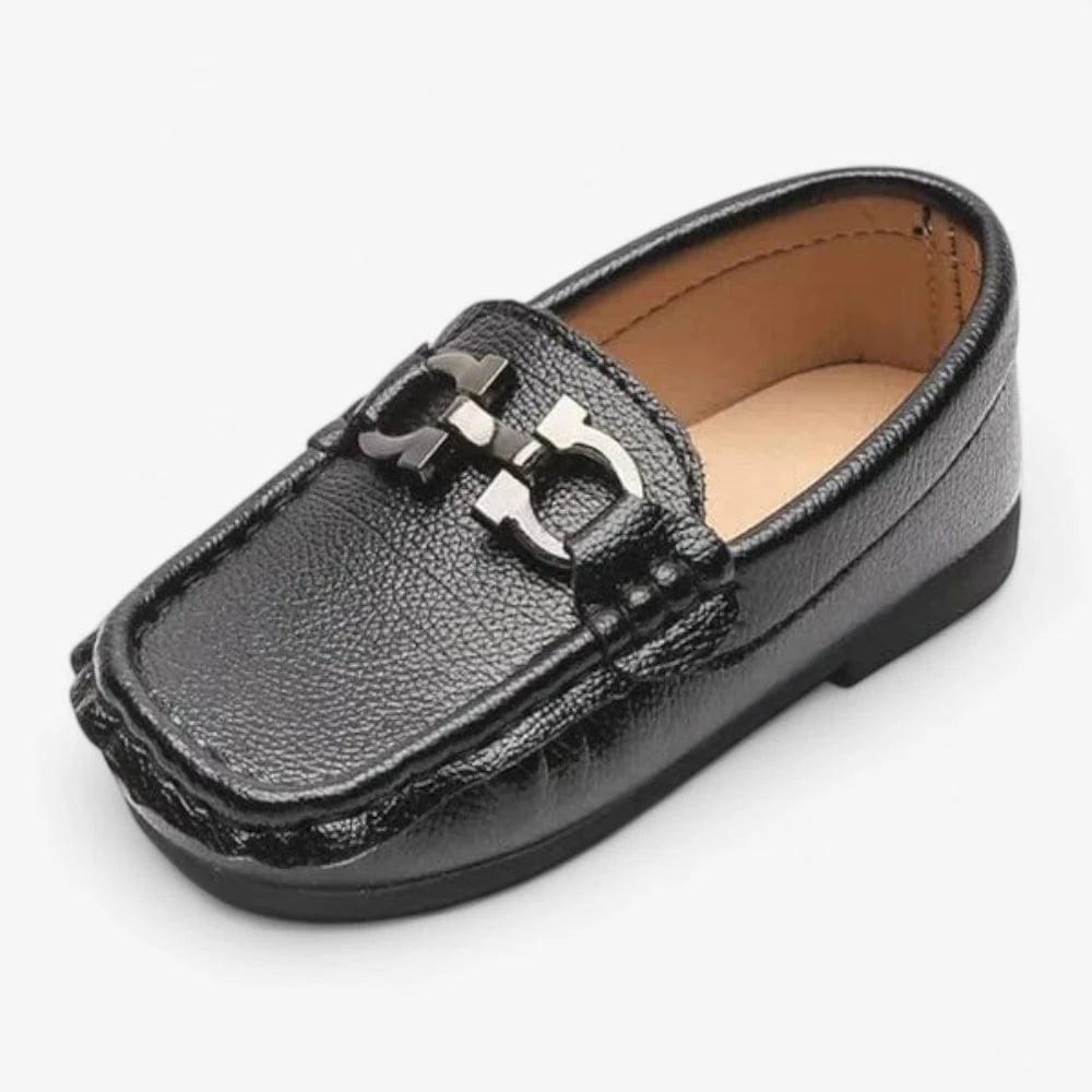 AtelierMocassin Noir / 21 Mocassins Enfant en Cuir Noir à Mors Métallique