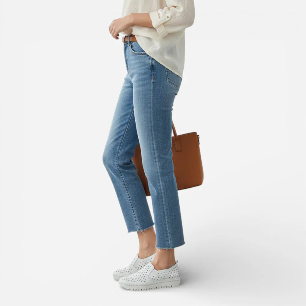 Mocassins Femme en Cuir Blanc Perforé Slip-On